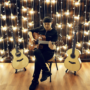 未亡人夫遗像前被欺负的背景故事
